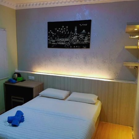 Hotel Sleeprest @ Golden Prima Batam Camera foto